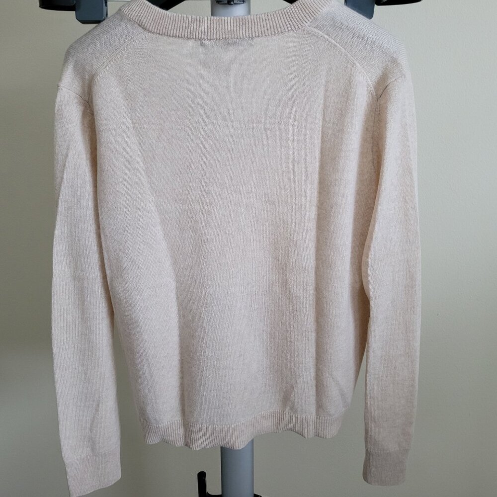 Jenni Kayne Flynn V-Neck Cashmere Sweater in Light Oatmeal - Picture 11 of 15